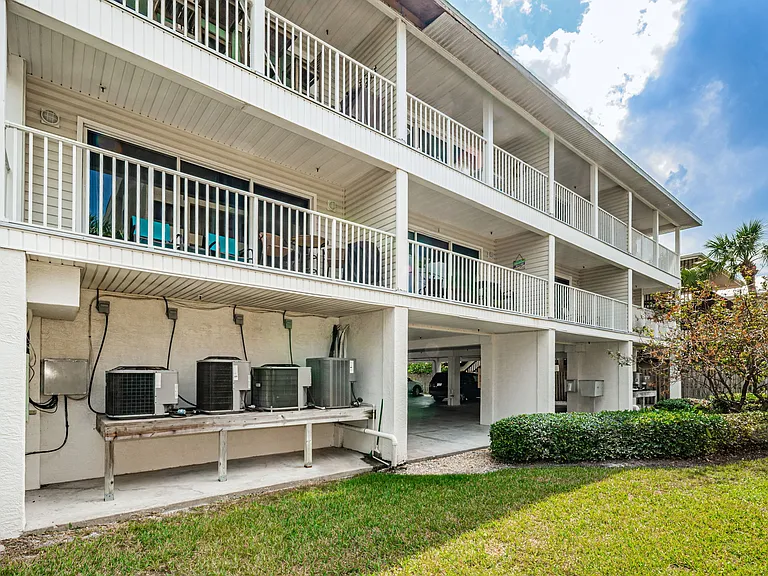 1412 Gulf Blvd #102 — Photo 29