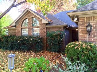 1201 Woodmoor Ct, Grapevine, TX 76051