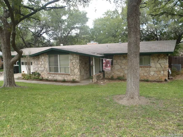 126 PERSIA DR, Universal City, TX 78148