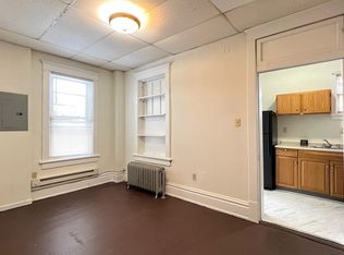 2700 N 6th St #4, Harrisburg, PA 17110