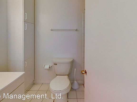 4th image of 2634 N Mildred Ave APT 4