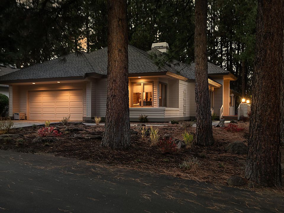 1st image of 60894 Willow Creek Loop