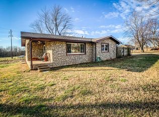 1533 N Farm Road 89, Springfield, MO 65802