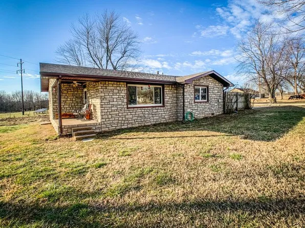 1533 N Farm Rd 89, Springfield, MO 65802