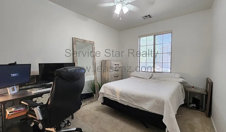 44152 W Cydnee Dr — Photo 12