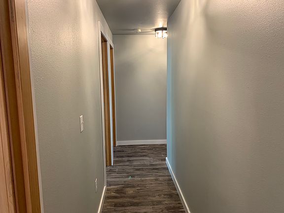 5th image of 18335 Parkcrest Ct SE