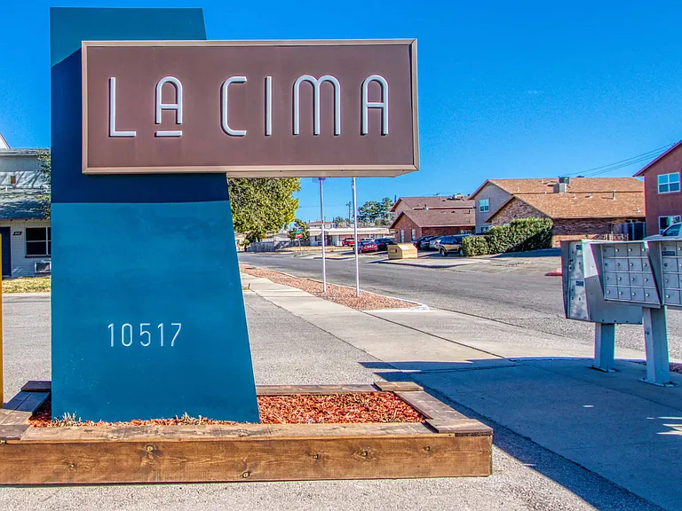 La Cima Apartments — Photo 7