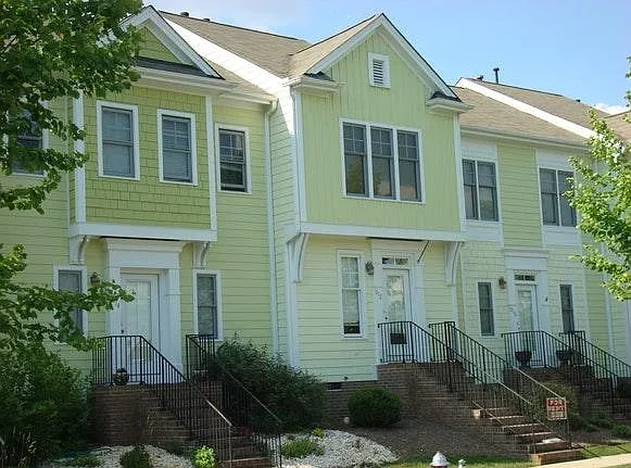 2 bed, 2.5 bath, 1186 sqft, $2,000 — Photo 1