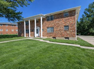 2705 W Rollins Rd, Columbia, MO 65203