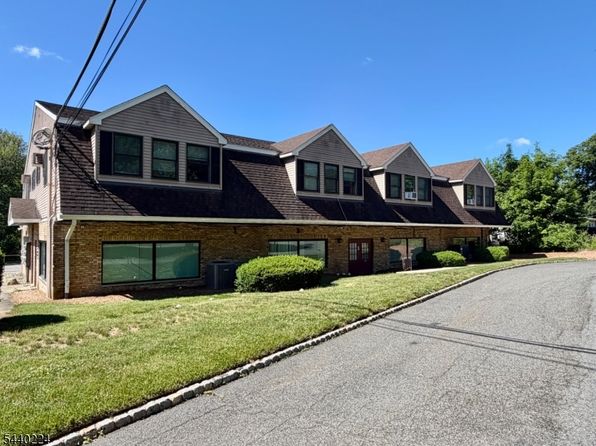 7 Oak Ridge Rd