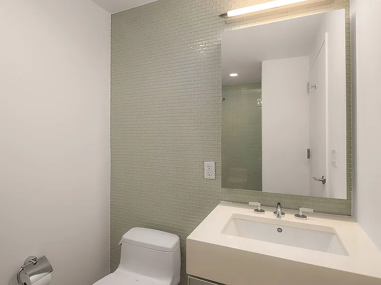 1113 York Ave #22E — Photo 20