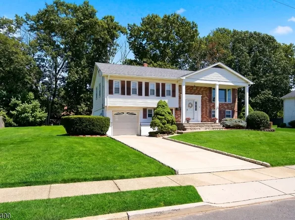 38 Brunswick Dr, Howell Twp., NJ 07731