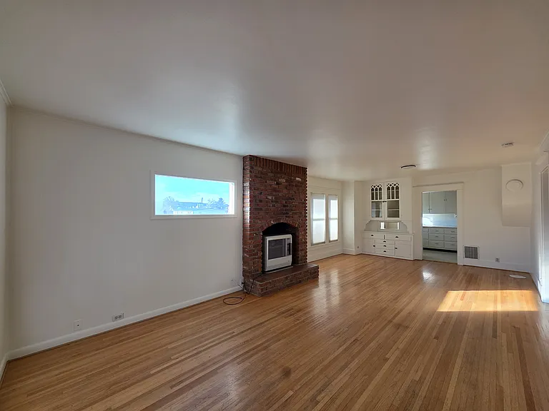 207 W Park St — Photo 6