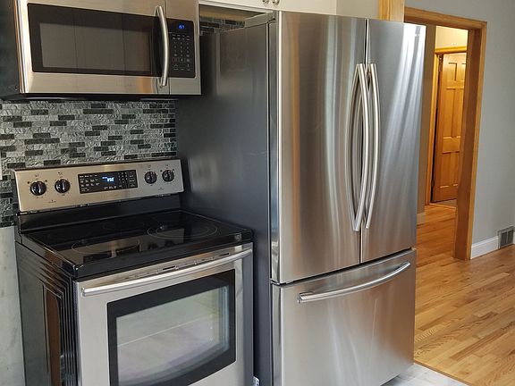 5th image of 4227 Webster Ave S