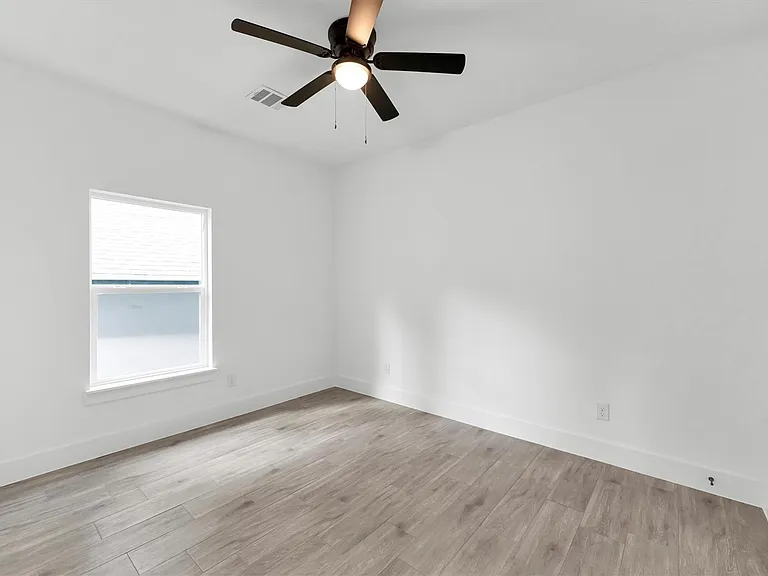 11403 Alcott Dr — Photo 26