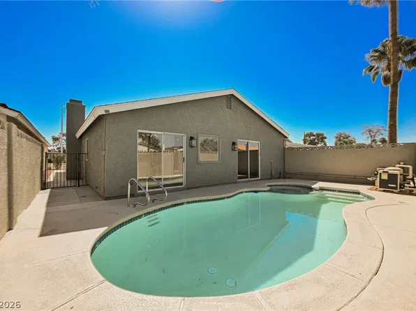 5065 Celebrity Cir, Las Vegas, NV 89119