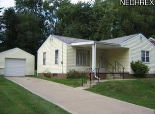 1911 49th St NW, Canton, OH 44709