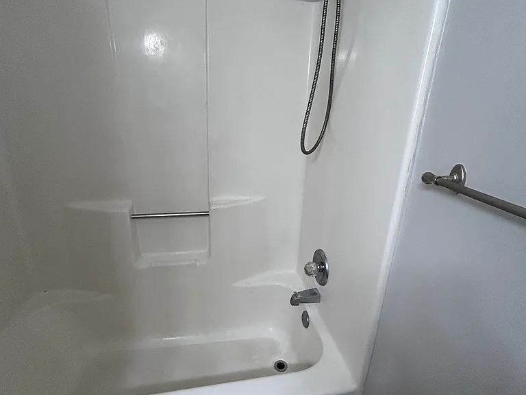 3924 Roebling Ln — Photo 17