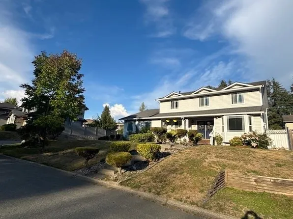 8668 143a St, Surrey, BC V3W 0K4