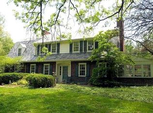 5761 Sidney Rd, Cincinnati, OH 45233