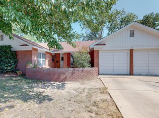 8812 Robin Ave NE, Albuquerque, NM 87112