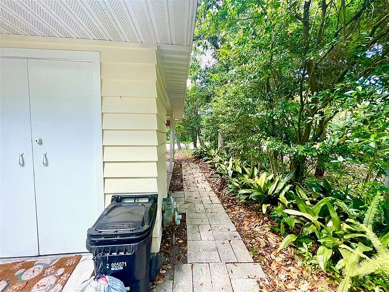 1723 NW 7th Ave — Photo 34