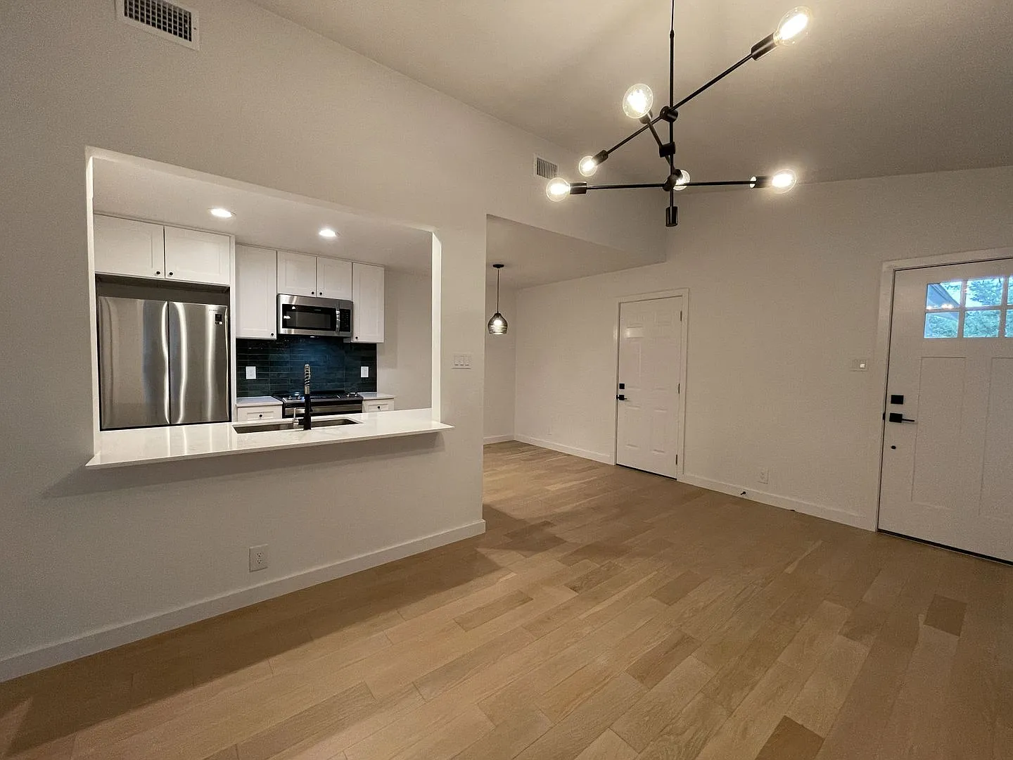 9908 Brasher Dr — Photo 4