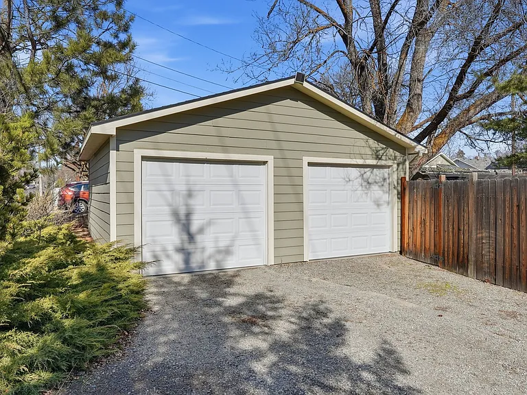1328 W Gordon Ave — Photo 24