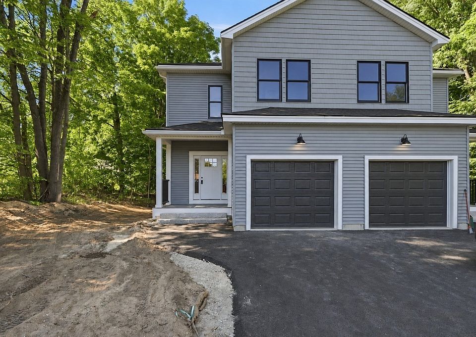 1st image of 24 Nashua Rd #1