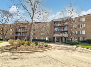 945 E Kenilworth Ave Unit 419, Palatine, IL