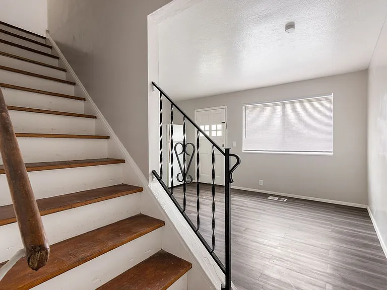 5574 Perkins Rd — Photo 3