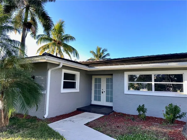 6187 Island Park Ct, Fort Myers, FL 33908