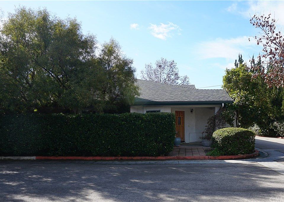 2nd image of 6895 Atascadero Ave