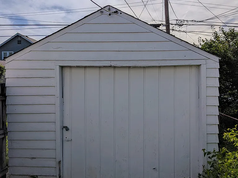 543 Woodbury Ave — Photo 21
