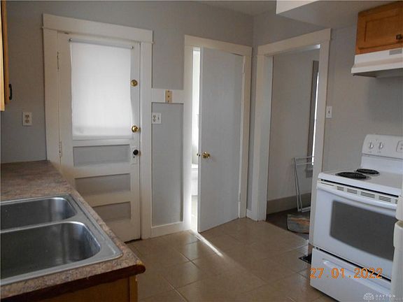 4th image of 1502 Gummer Ave