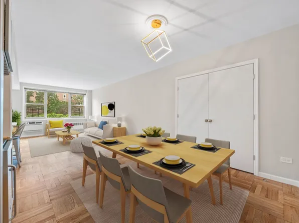 629 Kappock Street image 3 of 38