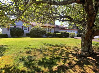 53 Edward St, West Haven, CT 06516