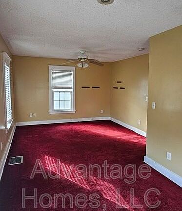 5th image of 3222 Charlotte St