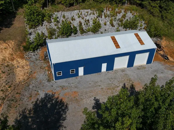 10471 State Route 121 S, New Concord, KY 42076