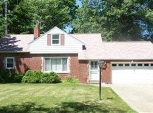 854 Millridge Rd, Highland Heights, OH 44143
