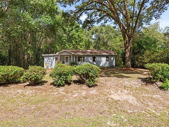 4th image of 2566 Riverside Dr
