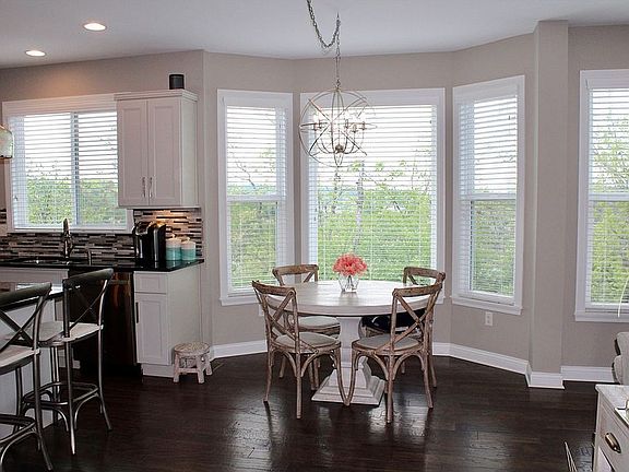Breakfast nook off kitchen