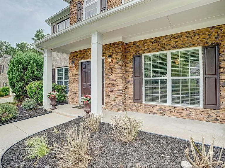 2860 Maple Springs Ct — Photo 2