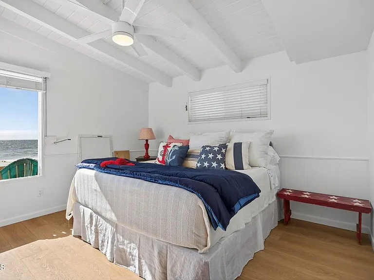 3884 Pacific Coast Hwy — Photo 22