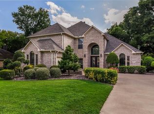 2300 Turtle Creek Dr, Sherman, TX 75092