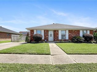 7531 Wave Dr, New Orleans, LA 70128