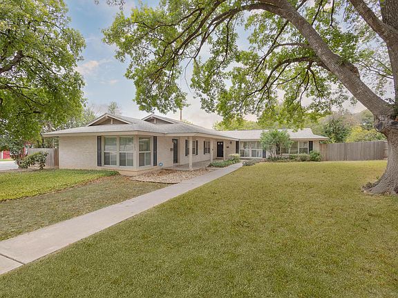 4th image of 103 Oakhurst Pl #103