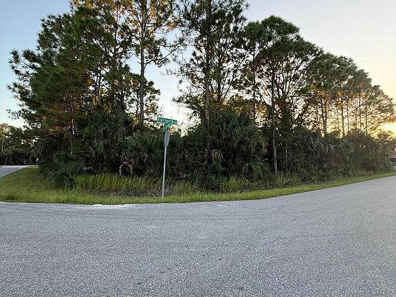 2nd image of 1832 Firethorn Road NW