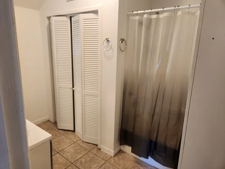 106 W Comanche Ave #2W — Photo 6
