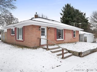 1101 E Van Deinse St, GREENVILLE, MI 48838